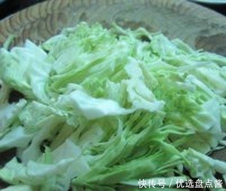 抗衰老|教你一道菜,有补血养血、降血脂、预防高血压、抗衰老、要常吃