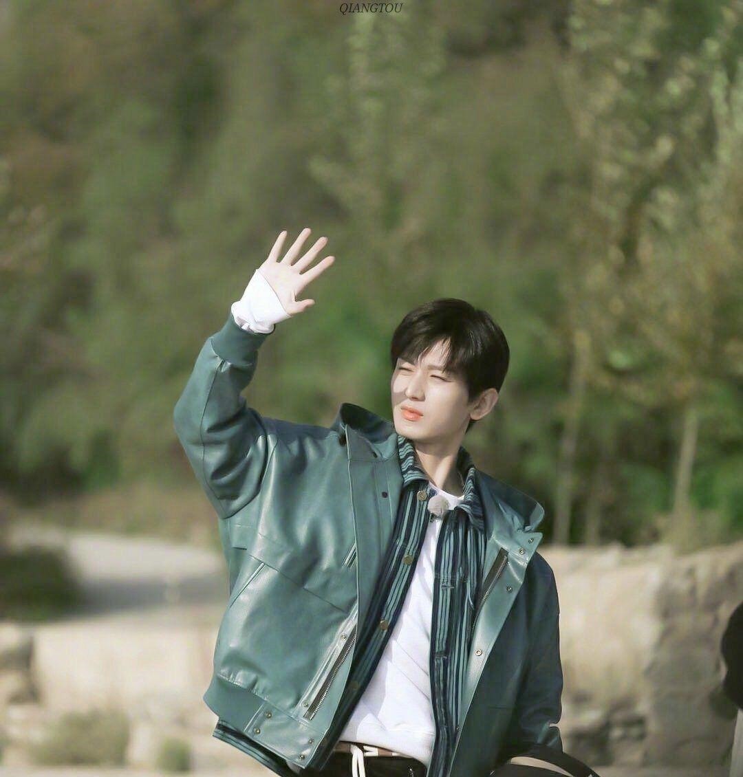 成毅參加《奔跑吧》,為避嫌與其她女嘉賓零互動,只有一人例外