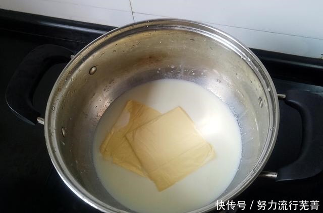  奶酪|孩子爱吃的奶酪棒，做法竟如此简单，入口即化，奶香浓郁，真美味