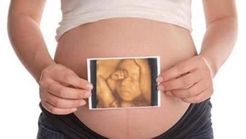 医生|孕妇做B超,为什么医生要涂一层黏乎乎的胶体,说出来你可能不信