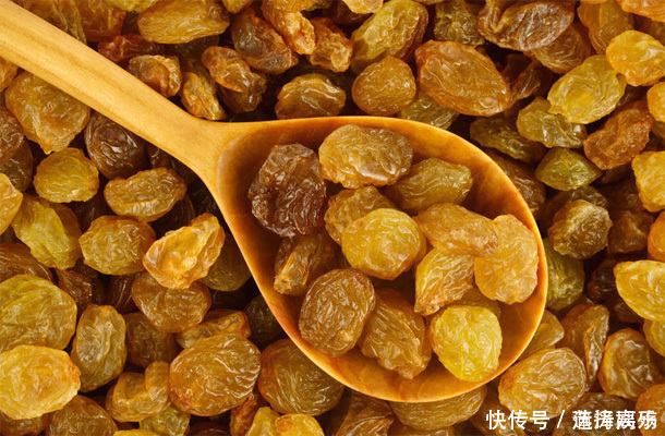 零食|50岁后睡前吃“小零食”,眼睛亮,血管通,血压稳,养生更长寿