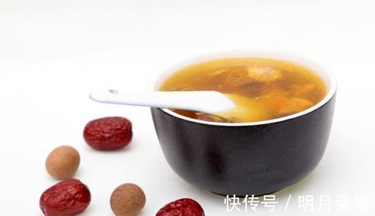 孩子|积食''害怕''一种水,若孩子爱喝,养好脾胃,积食绕道而行