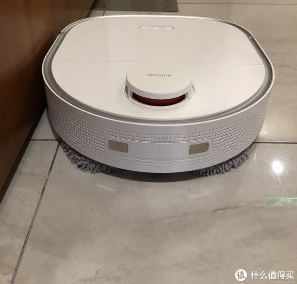 地面|智能家居 篇九：轻松洁净地面，还能自动清洗烘干拖布，只需一台追觅扫拖机器人