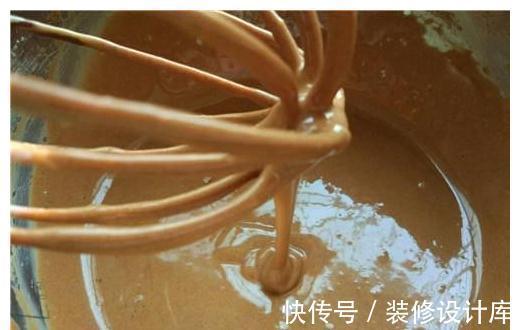 它蓬松细腻,香浓可口,颜值高,制作简单,小孩子很喜欢吃!