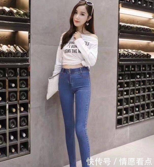 清秀|街拍:娉婷忧郁清秀的小姐姐,搭配有致显瘦美感十足很有范!