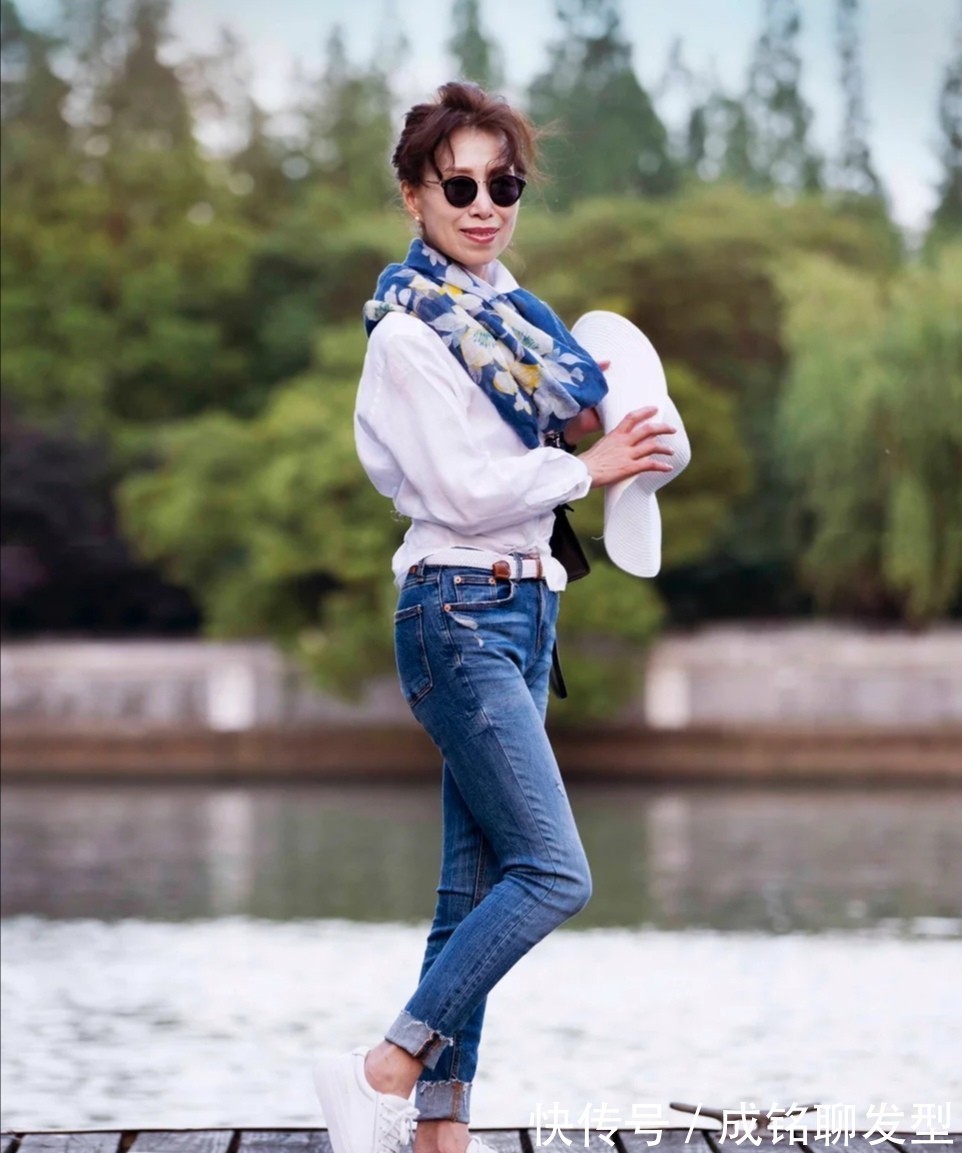 印花|六十岁左右的中老年女性,别犯这几个穿衣搭配错误,显老又没品位