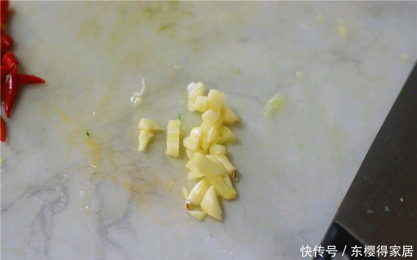 黄瓜|凉拌黄瓜时，切好直接拌就错了，多加1步，黄瓜更脆更入味
