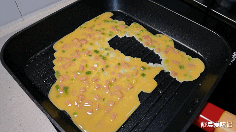 早餐|鸡蛋别只煮着吃,做营养好看的鸡蛋卷,一卷一切,从此早餐不用愁