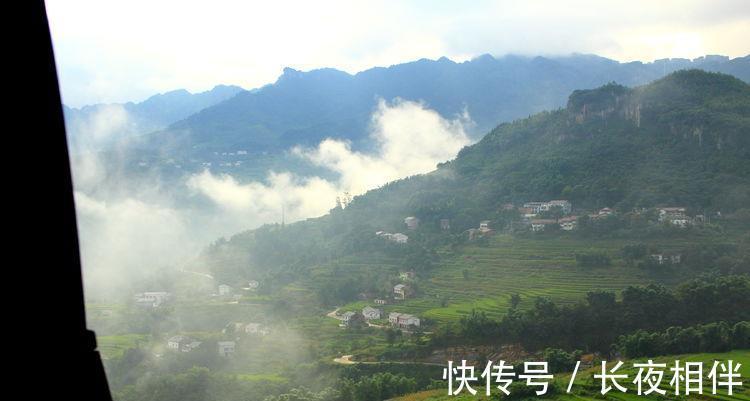 南嘉|“南天门”竟藏在重庆，均温21度，云海峡谷看点十足，超适合避暑