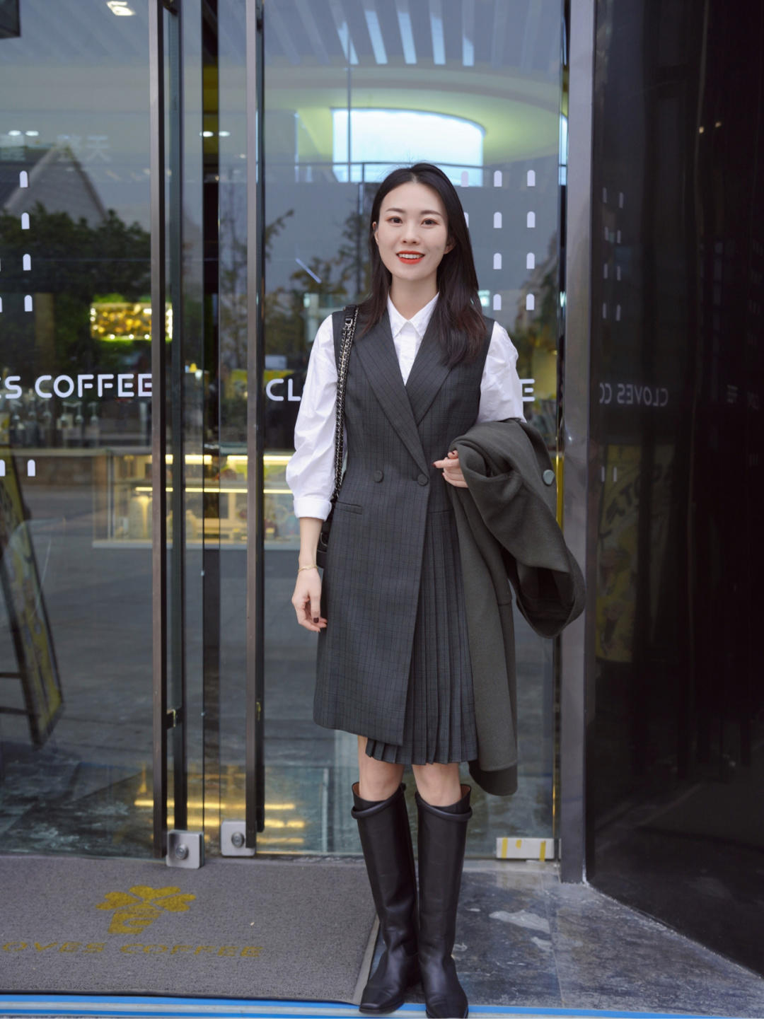 更上一层楼|熟女冬季就是要试试“高筒靴”,怎么穿都优雅,值得你收藏借鉴