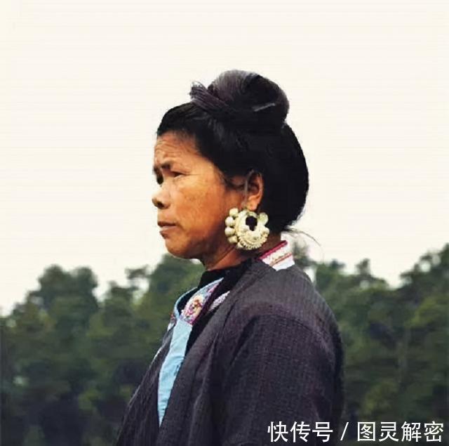 一元纸币上的侗族女孩,曾是寨里的一枝花,如今怎样了