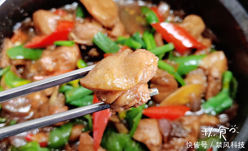 大冷天炖上这1锅,香而不腻还保暖,一家三口吃的满嘴油,真过瘾