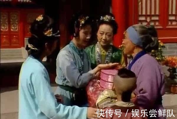 周瑞@红楼梦中神秘的刘姥姥:她精通上流社会交际,绝不是简单的穷婆子