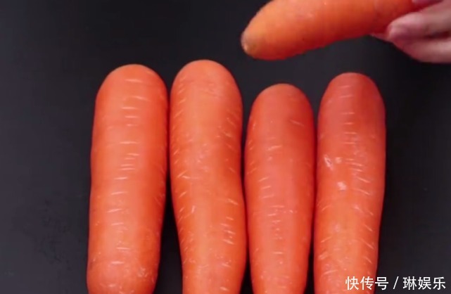 为什么超市的胡萝卜干净还光滑?我也是刚知道,看完涨知识了