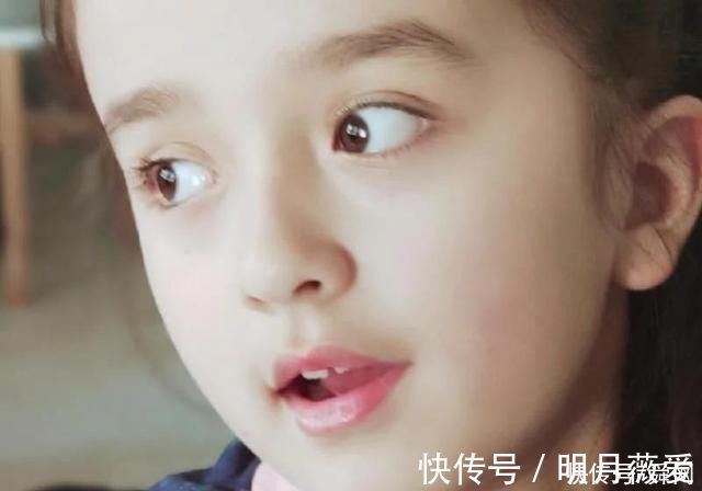 4岁出道的阿拉蕾,年收入一百万,现状如何“真是换脸式成长啊”!