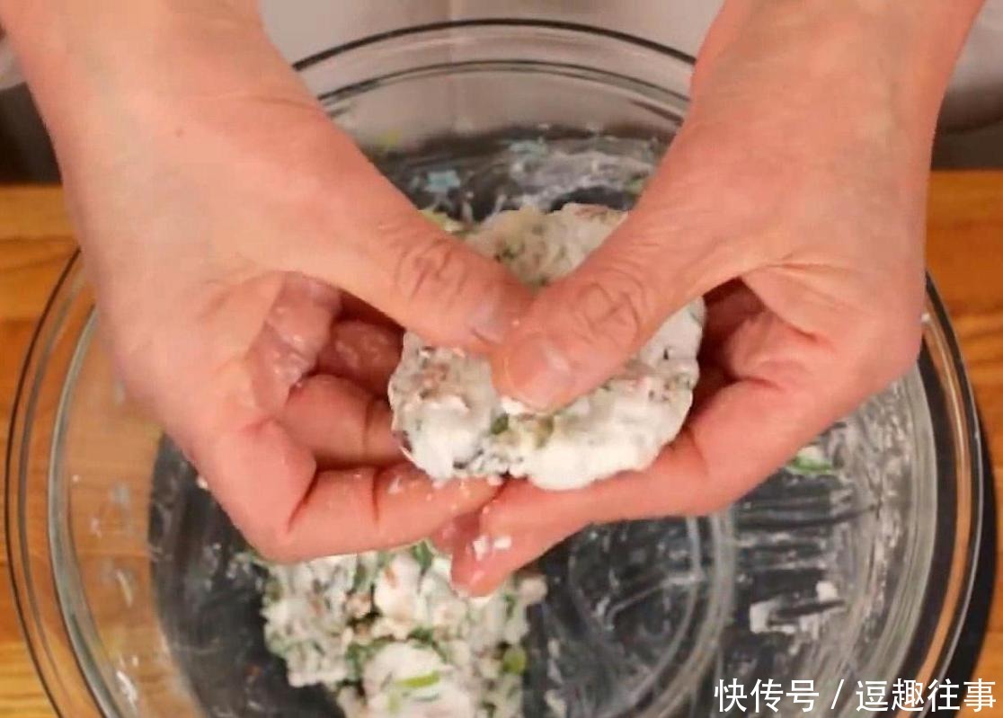 少许|它是煎饼又是‘‘止咳剂’’, 每天吃一点, 远离咳嗽多痰。