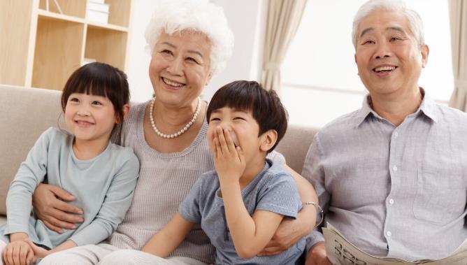 生三娃|掌握3个阶段，轻松培养优秀好孩子，12岁前培养高情商你做到了吗