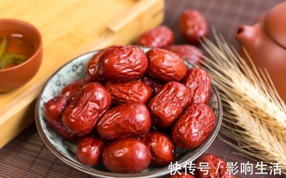 高蛋白食物|黑豆和此物一起吃，益气养血，补肝肾，清热明目，好处数不胜数！