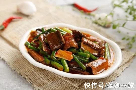 天冷了多吃点热乎的菜,分享12道适合冬天吃的菜,暖身又暖胃