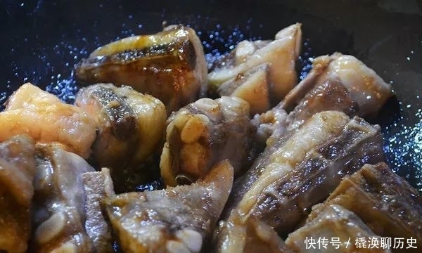  光是|这道菜，光是配着汤汁我就能多吃一碗饭！