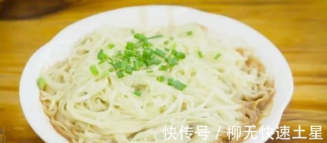 鸡腿饭|在互联网，沙县小吃为什么成了年轻人的减肥餐顶流！