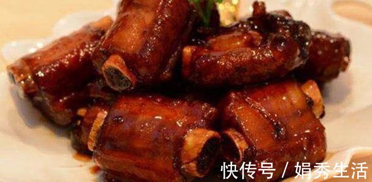 虎皮青椒|美食推荐：无锡排骨，丝瓜烩虾仁，红烧牛尾，肉酿虎皮青椒的做法