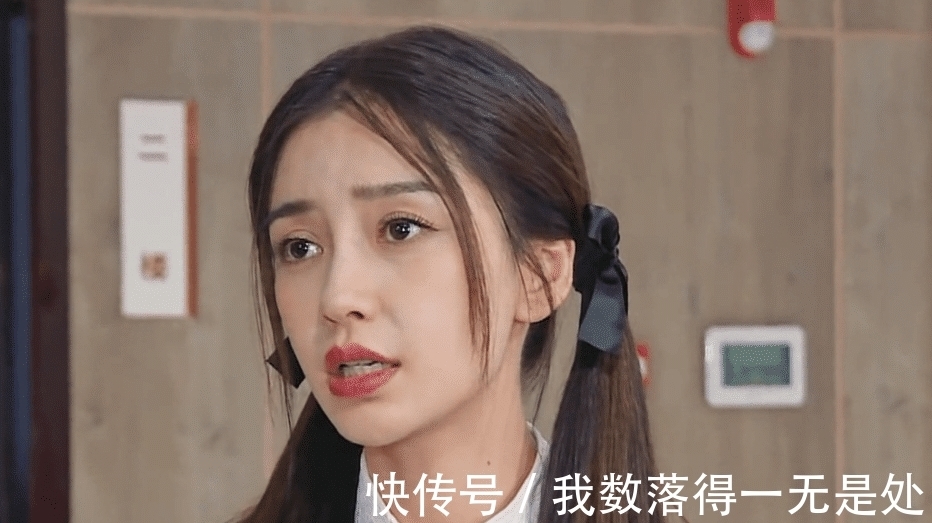 宋祖儿|《奔跑吧》第12期播出后，杨颖宋祖儿同框，这颜值却叫人看愣了