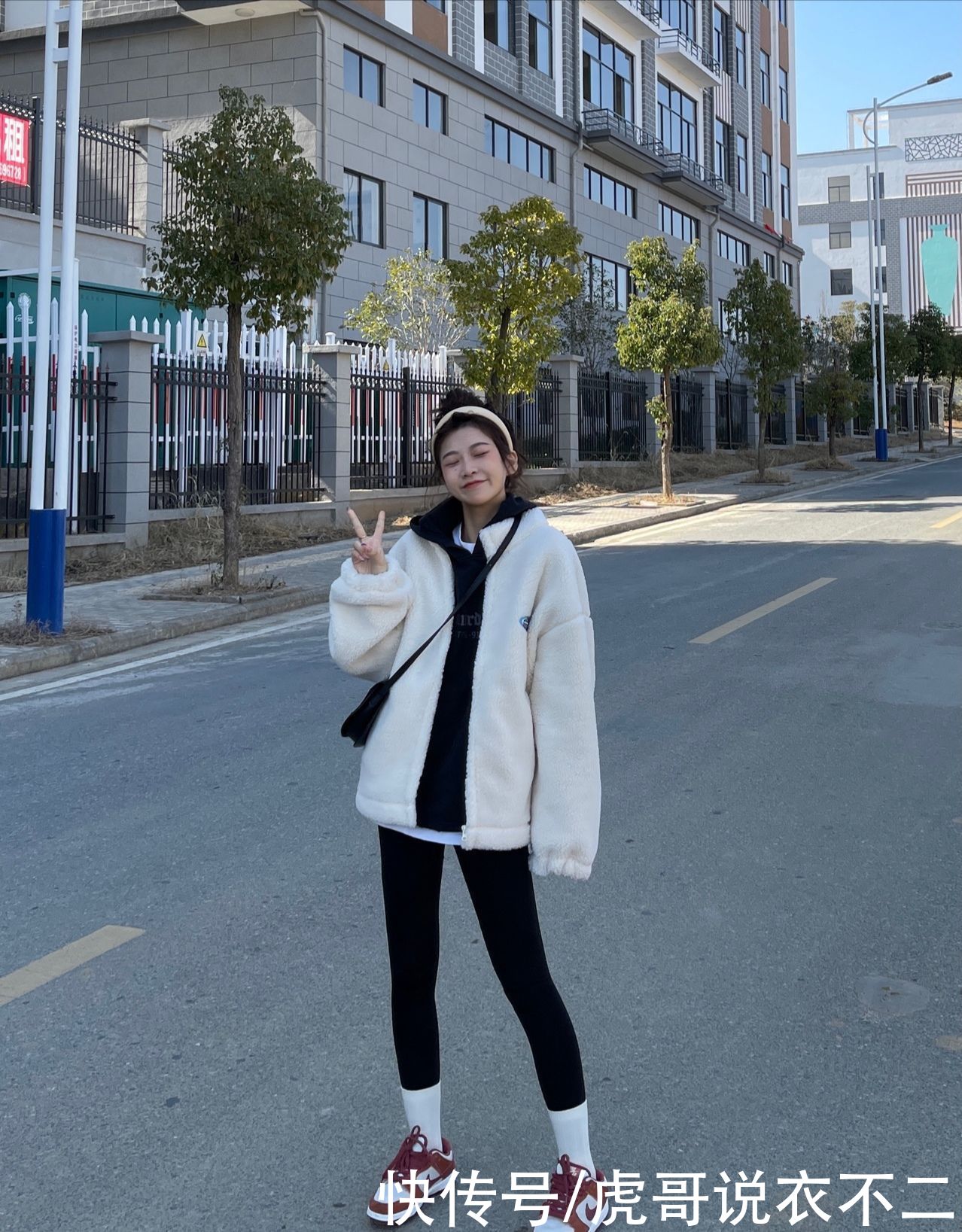 小个子女生穿衣的显高秘诀，你值得拥有，轻松显高又优雅