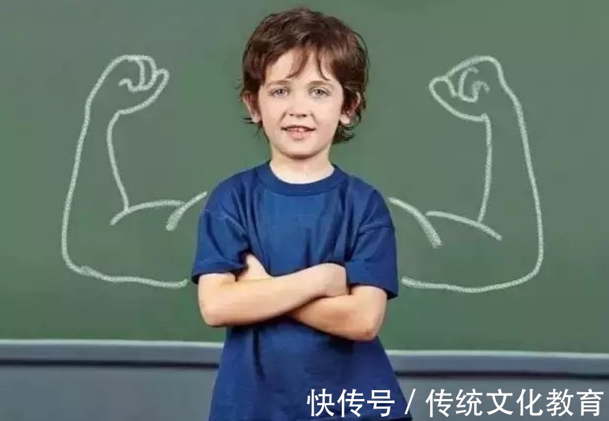 四方面|舍得在这四方面“较真”,孩子会更有出息,父母教育的正确方式