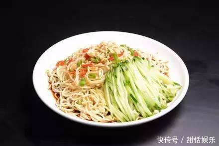 家味美食:豆角炒腊肉,凉拌面,火腿奶酪三明治,海带鸡蛋卷