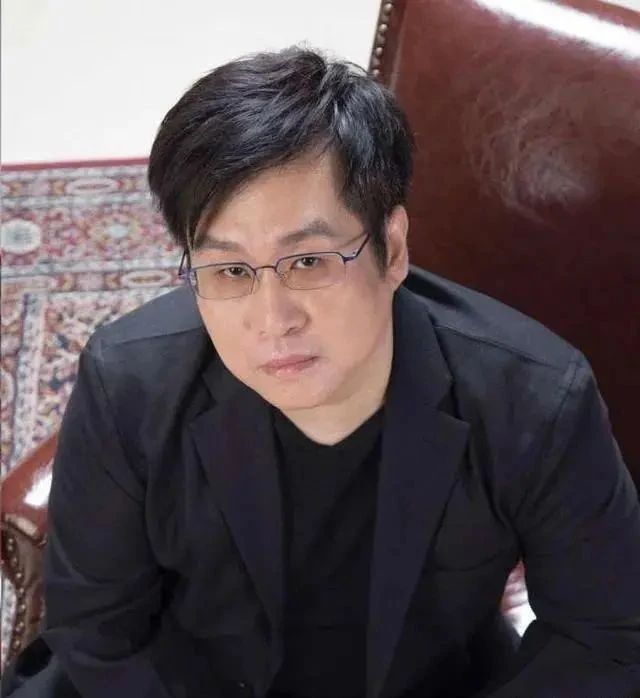 瘦金体|出乎意料！没曾想郑智化的小楷如此精彩，惊艳了书法圈，个性十足