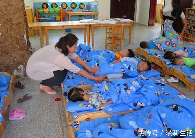 私立幼儿园|私立幼儿园午睡实拍图,看完后,家长给孩子买衣服还只图好看吗?