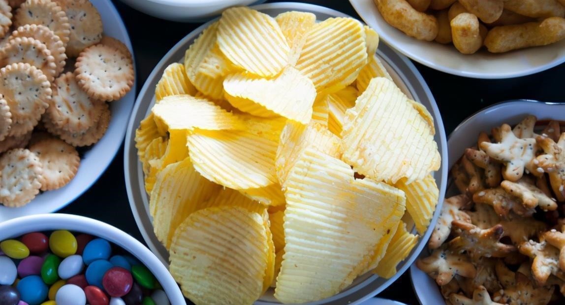 孩子|提醒各位家长:脾虚爱积食的孩子,往往喜欢这3种食物,要少吃