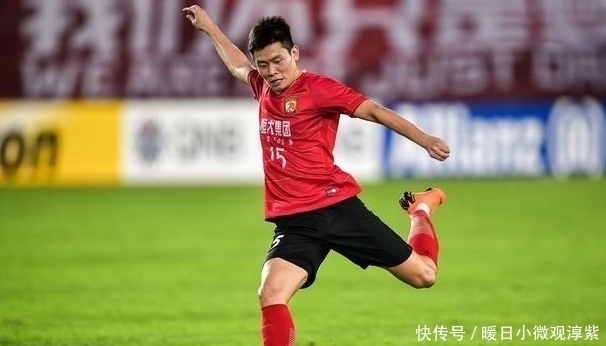 广州恒大队|前国脚7500万加盟恒大,如今却沦落到无球可踢,与车模妻子离婚