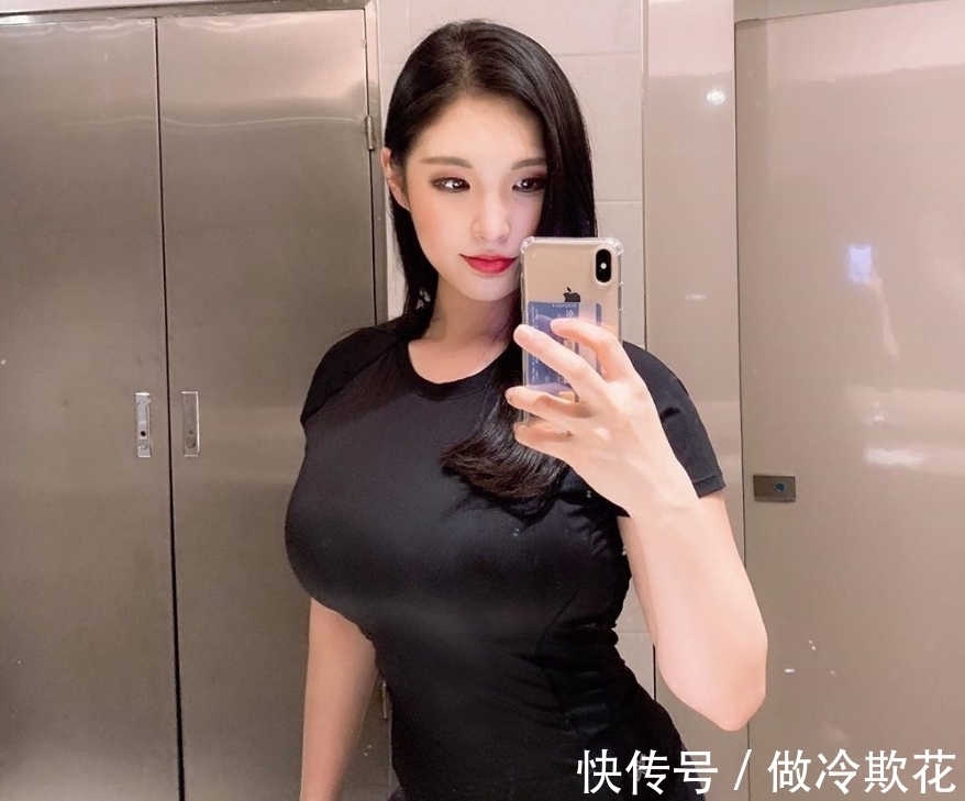 d微胖型健身女神，曲线完美迷人，网友：微胖居然可以这么美！