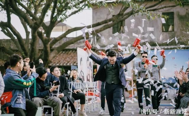  见到|当见到你时，整个世界都是爱情的颜色，彩色户外婚礼