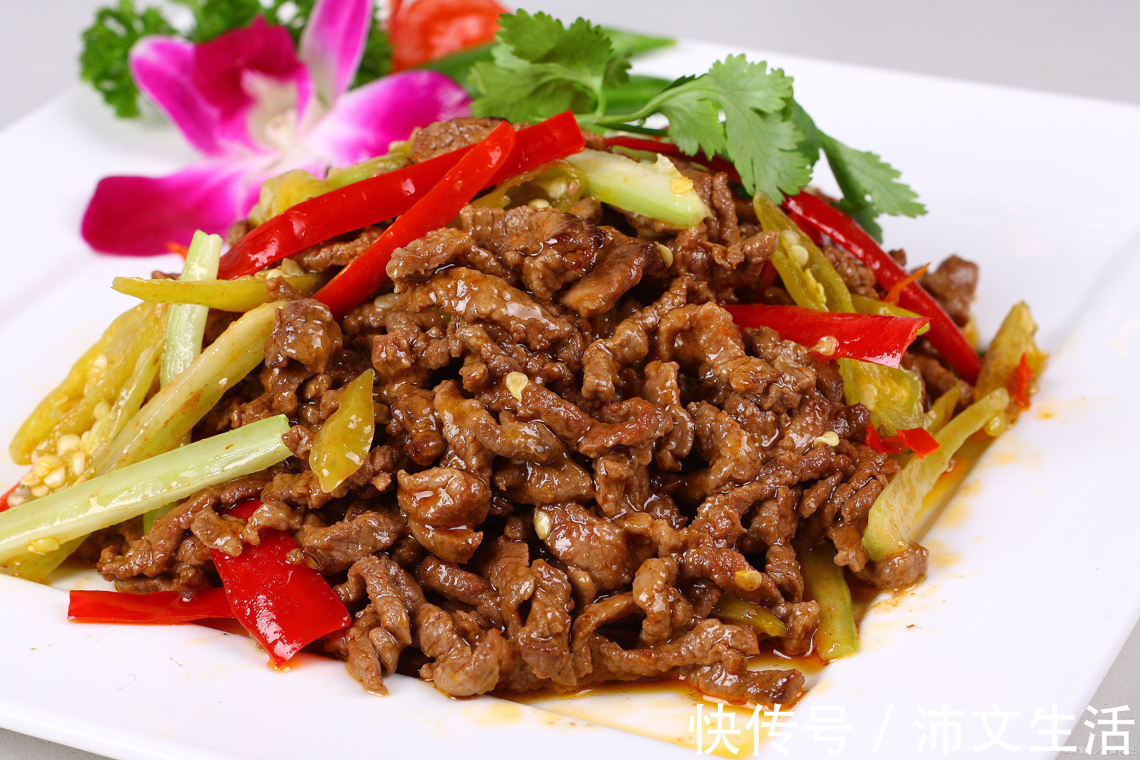 生粉|牛肉腌制时,不要再加生粉了,教你一招,炒出来的牛肉又香又嫩
