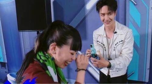 《街舞4》战队名单公布:张艺兴没有女队员,王一博战队仅有一位