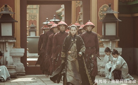 侍卫|清朝的紫禁城晚上只住8个男人，宫禁有多森严，简直超乎你的想象