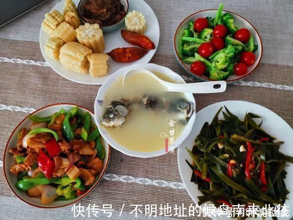 西兰花|一家三口的晚餐，30分钟备好上桌，荤素搭配也有粗粮，低脂也管饱