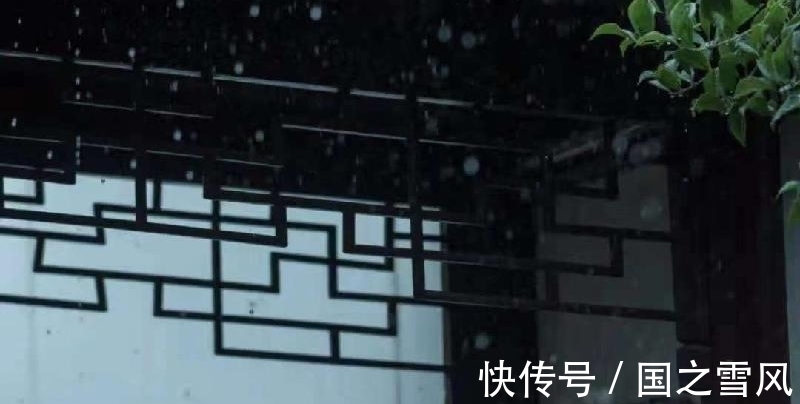 秋雨$秋风秋雨催秋凉,怎堪?秋夜秋窗怨秋长,哀叹!