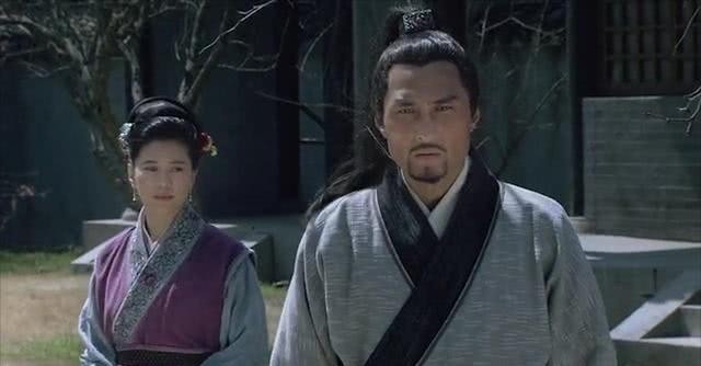 人生|武艺超群的林冲,开篇是人生赢家,后来却以懦夫的悲情谢幕