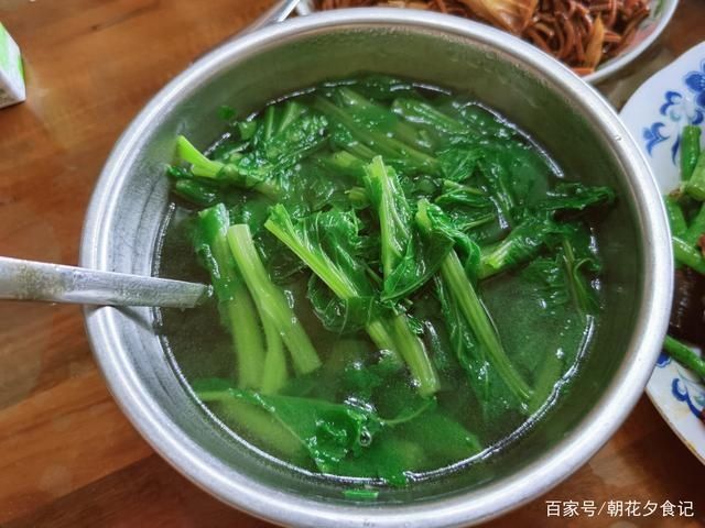 每月|晒一晒妈妈做的晚餐,朋友圈评论看这伙食,每月四千都不够吃