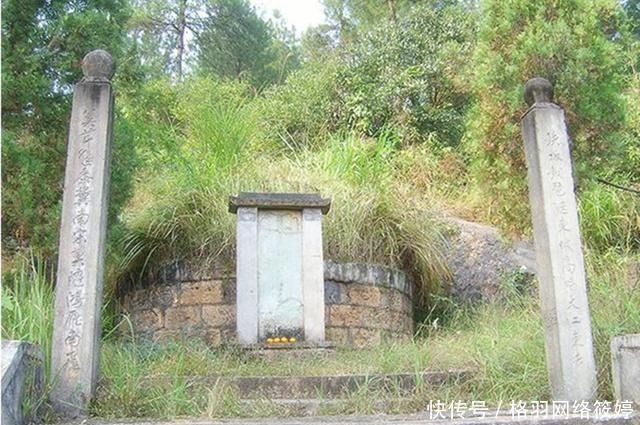 迁回|蔡京饿死破庙后,他的后代将他的尸骨迁回,现今墓地已破败不堪