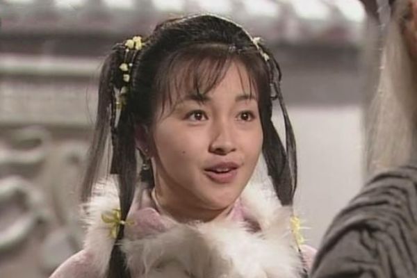 难怪杨过避世隐居后不敢现身,原来在躲避一个仇人,不是郭襄!