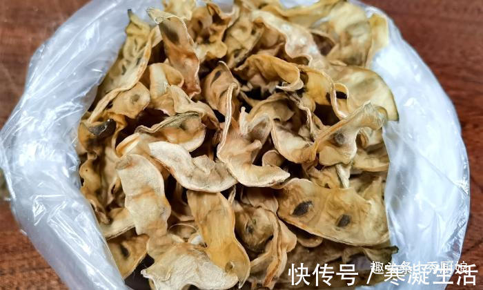 手软|秋天,遇到此菜我从不手软,一次买10斤,晒干囤起来,冬天吃真香