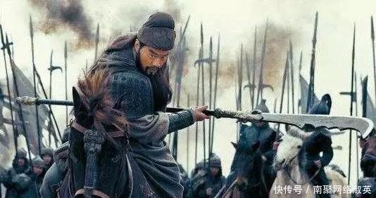 很遗憾打破你的幻想,所谓青龙偃月刀,只是传说而已