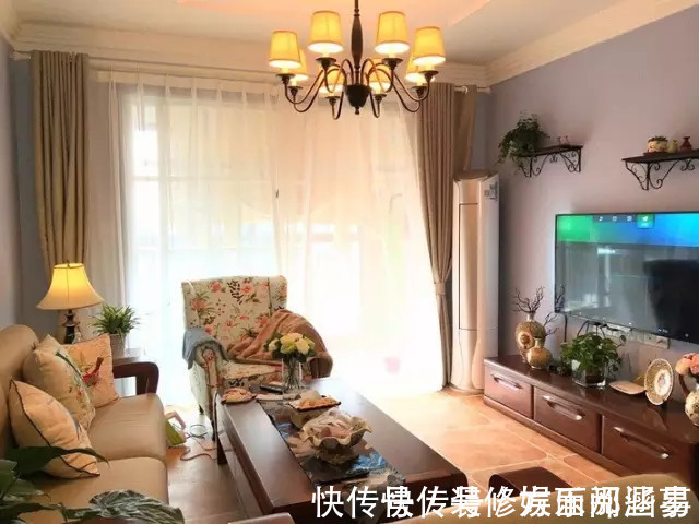 餐厅|106平现代风三居室,横木吊顶的走廊将休闲的乡村风味带到室内