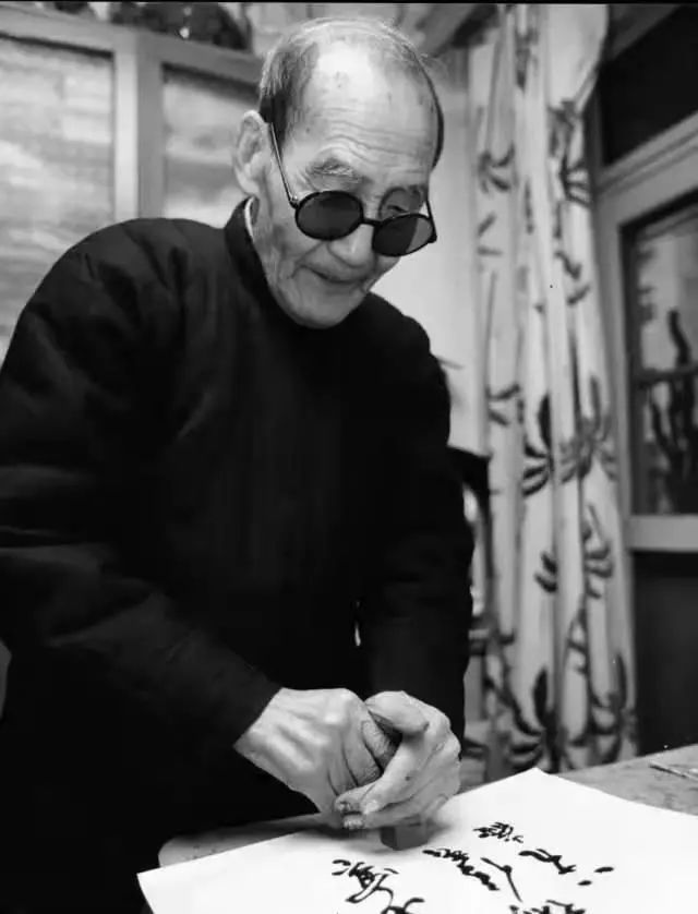 草书@他以碑法写草书,书法雄伟博大,被誉“20世纪四大草书家”之一