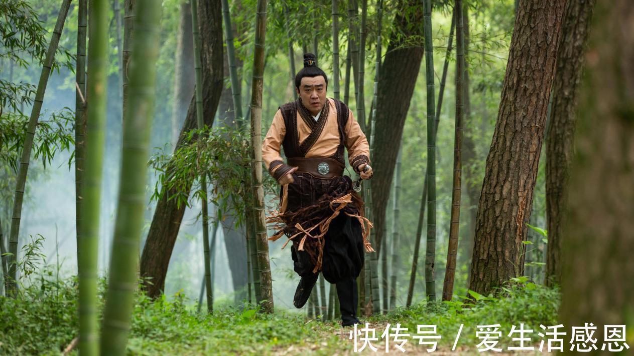 |轻松离奇的搞笑伏妖故事，电影《长安伏妖》上线了哦！